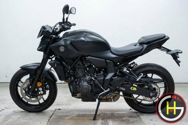 YAMAHA MT-07